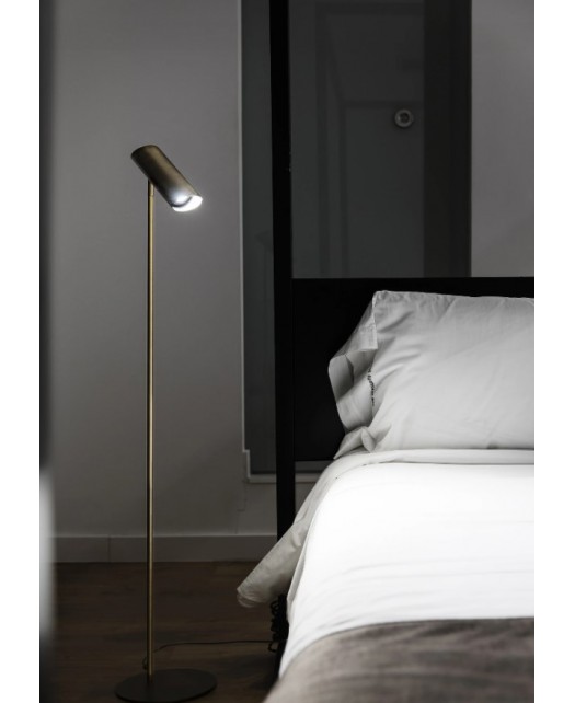 Lampadaire KLIN, luminaire design dispo sur Lumi-Création